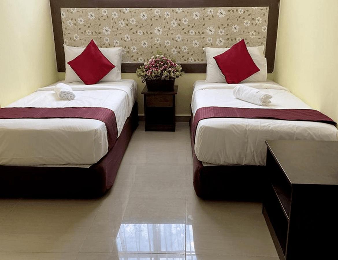 Sun Inns Hotel Meru Raya Chemor Zewnętrze zdjęcie